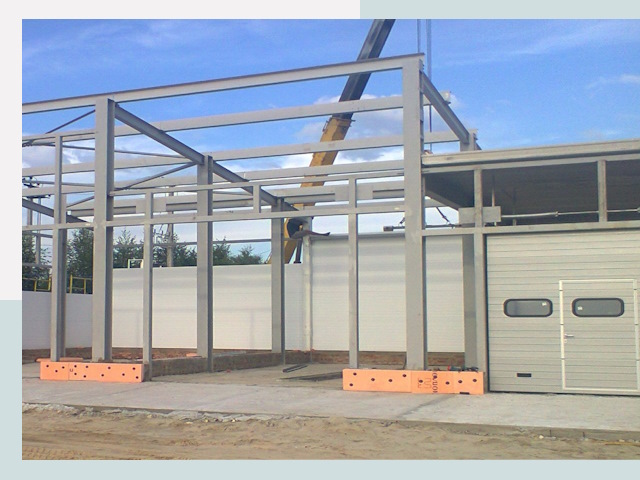 Строительство автосервисов от СтальСтрой-Звл по цене 611 руб.